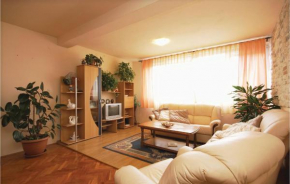 Apartment Mardeganijeva III